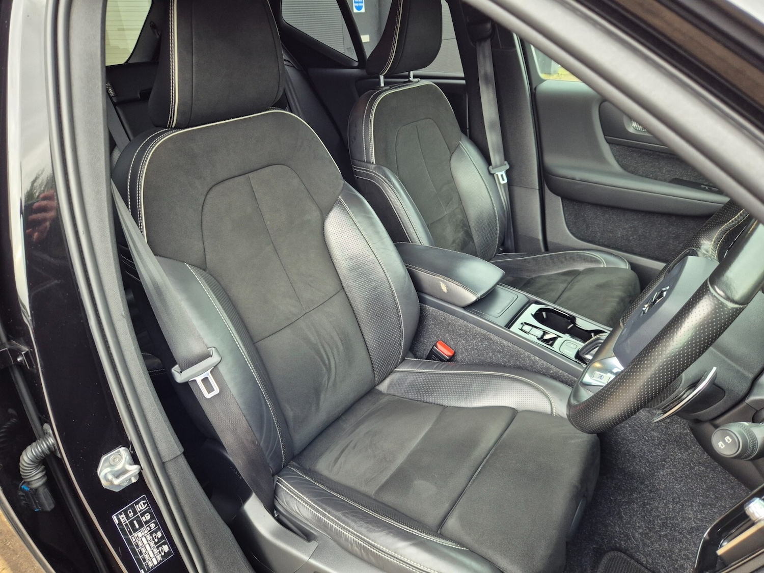 Used Volvo XC40 2020 for sale - 76871600: Photo 27