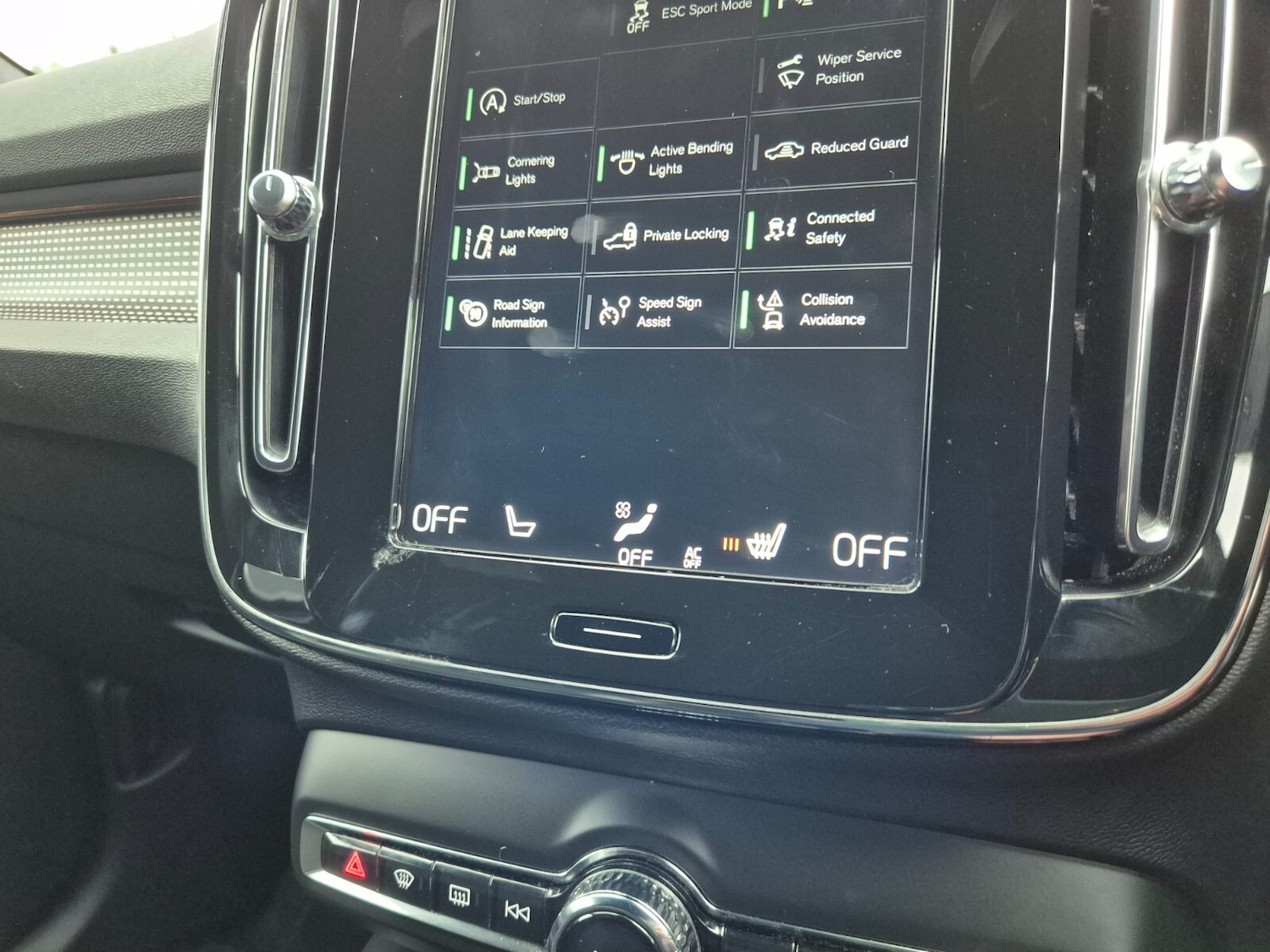 Used Volvo XC40 2020 for sale - 76871600: Photo 44