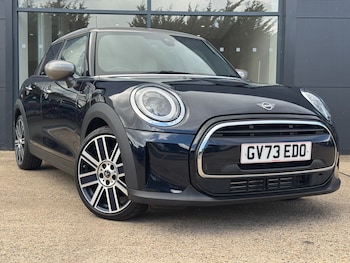 Used MINI Hatch 2024 for sale - 75852544: Photo 2