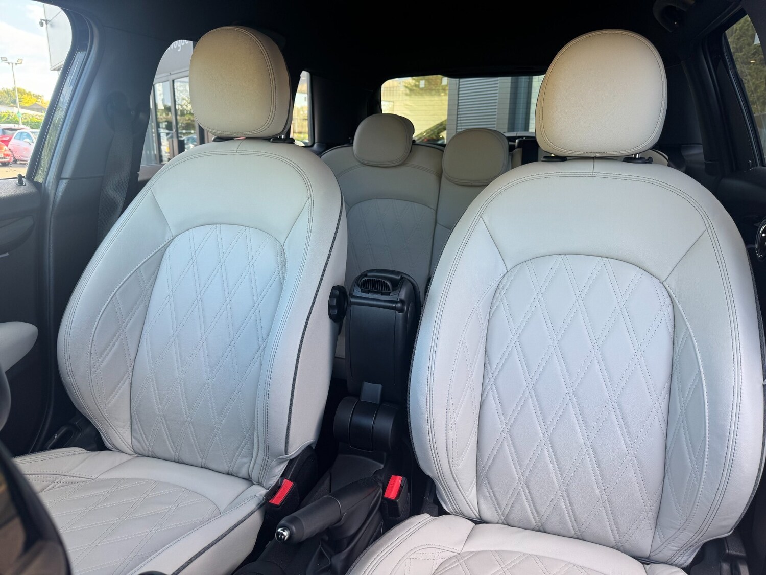 Used MINI Hatch 2024 for sale - 75852544: Photo 31