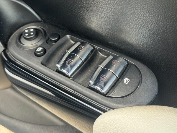 Used MINI Hatch 2024 for sale - 75852544: Photo 32