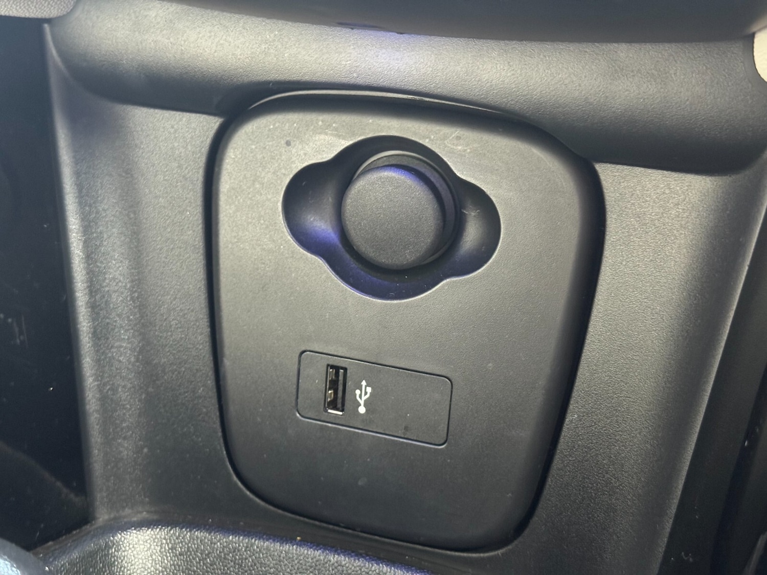 Used MINI Hatch 2024 for sale - 75852544: Photo 8