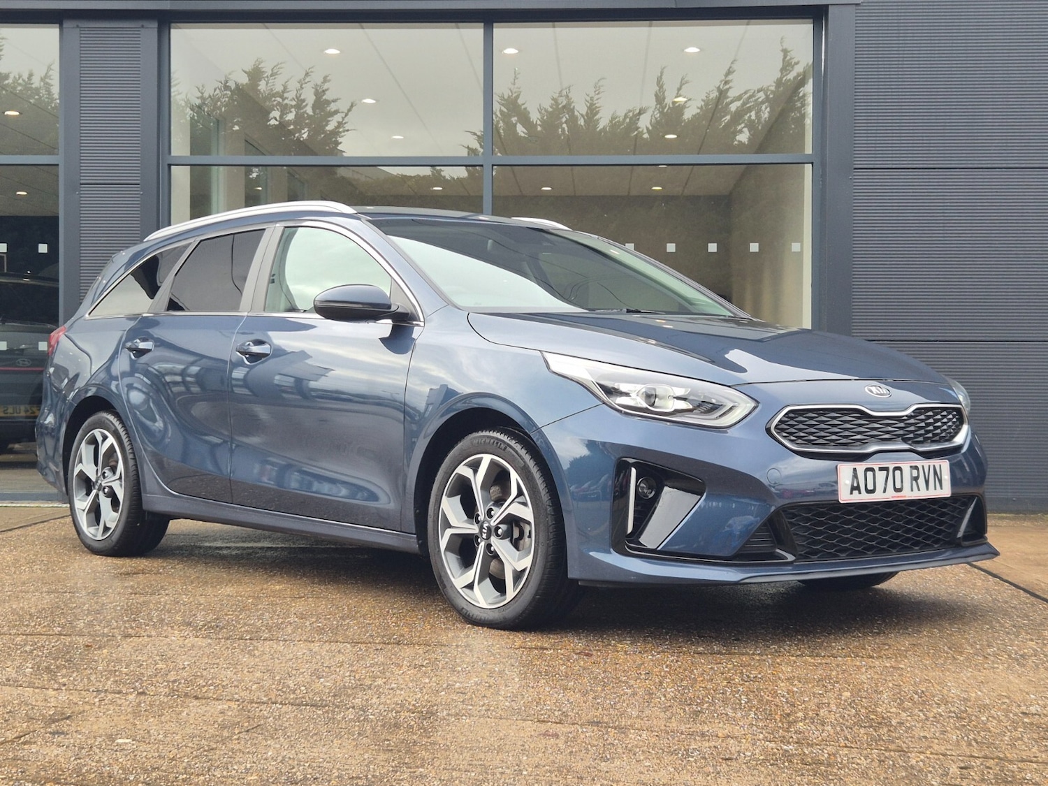 Used Kia Ceed 2020 for sale - 76868854: Photo 1