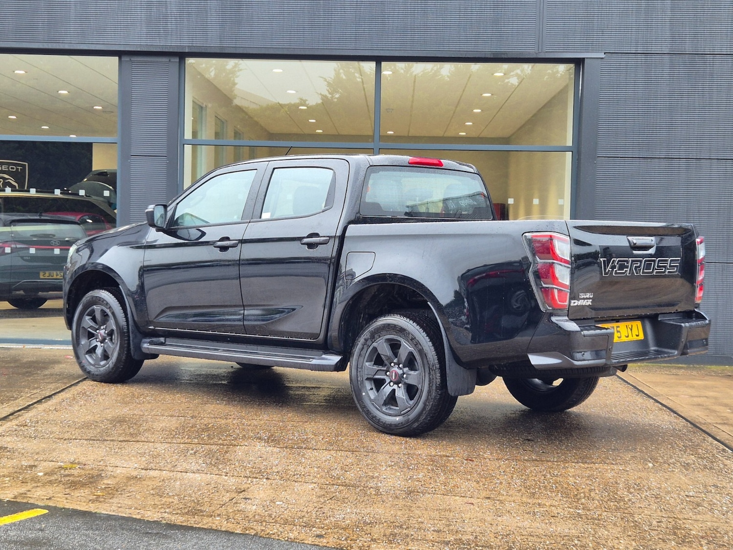 Used Isuzu D-Max 2025 for sale - 76874141: Photo 6