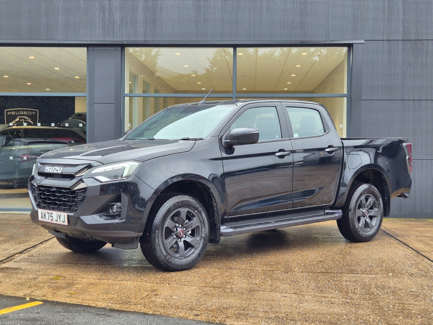 Used Isuzu D-Max 2025 for sale - 76874141: Photo 8