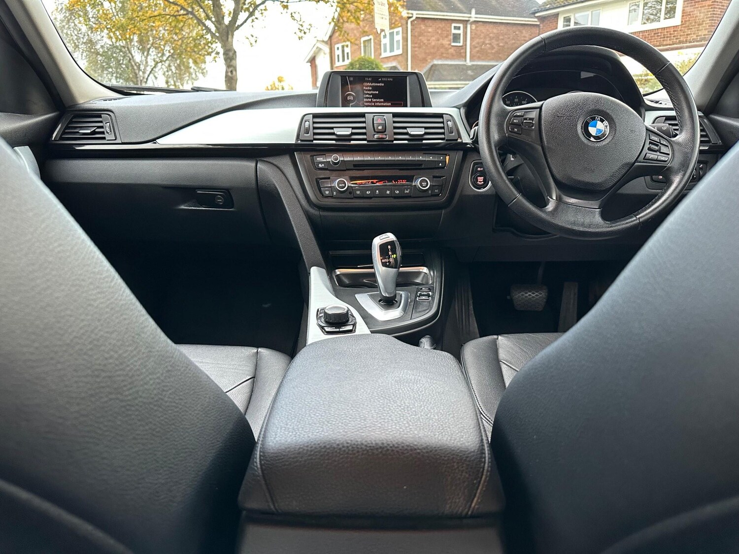 Used BMW 3 Series 2012 for sale - 77927972: Photo 22