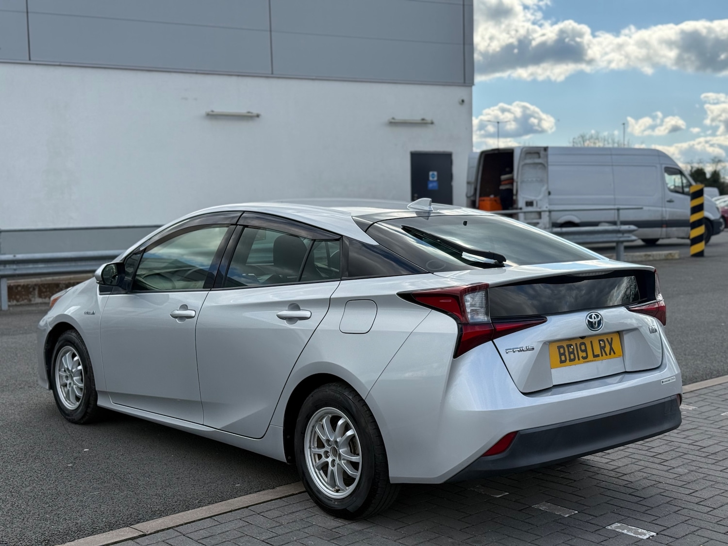 Used Toyota Prius 2026 for sale - 78084064: Photo 12