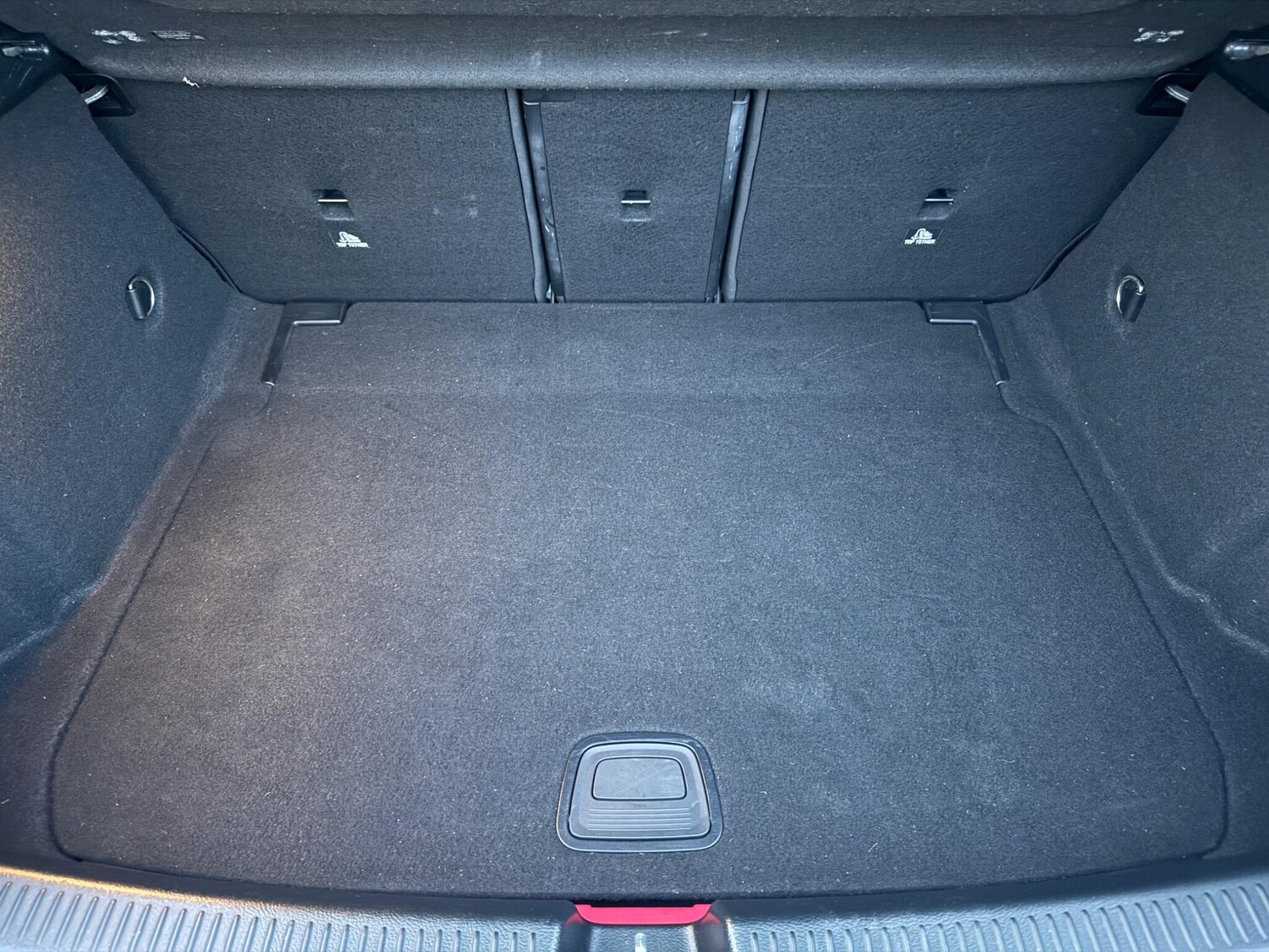 Used Mercedes-Benz A-Class 2018 for sale - 77786378: Photo 11