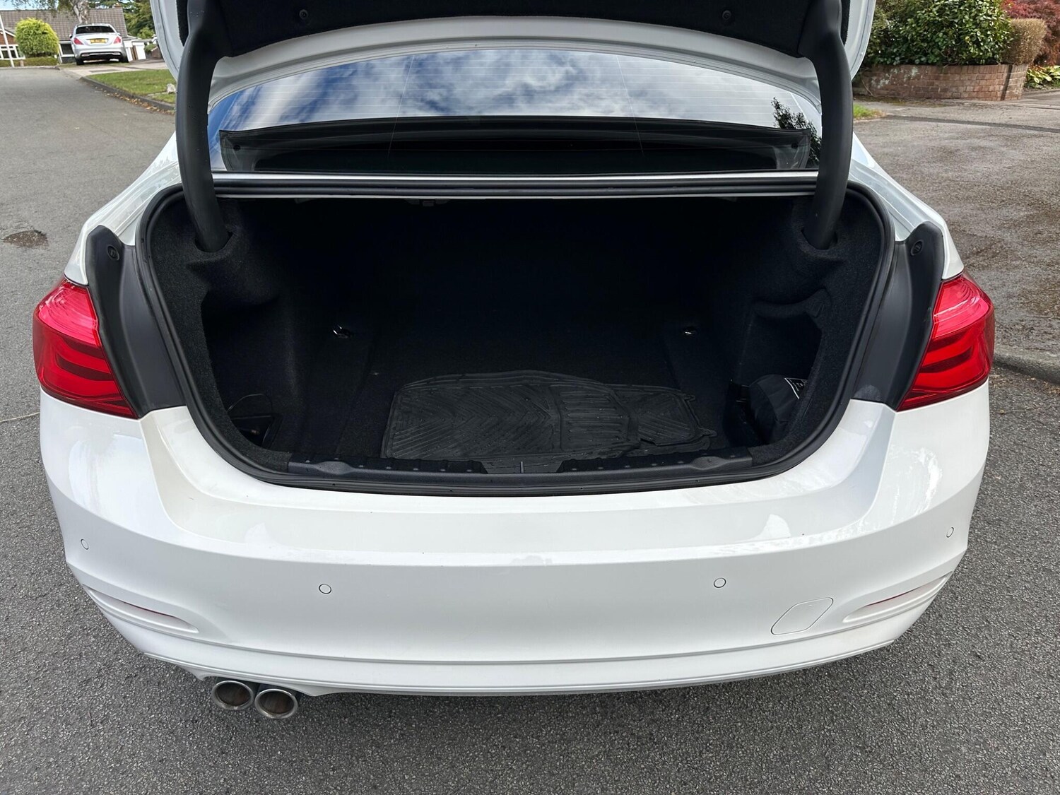 Used BMW 3 Series 2016 for sale - 77927724: Photo 16