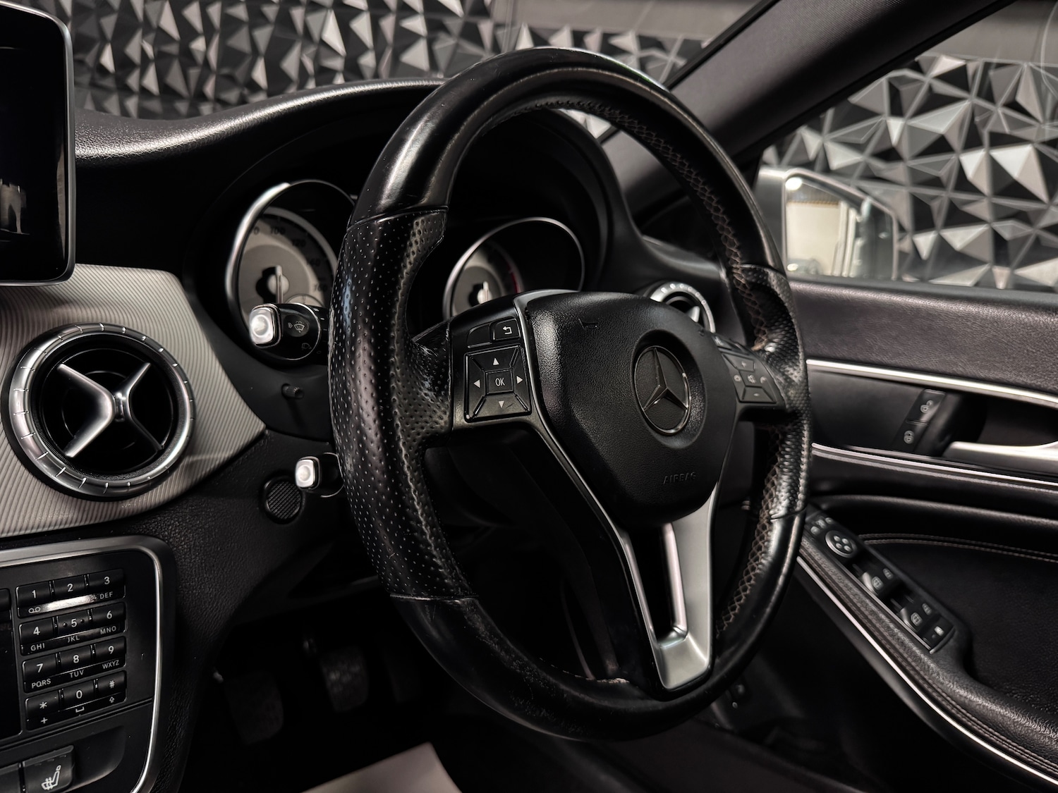 Used Mercedes-Benz CLA 2013 for sale - 77762562: Photo 5