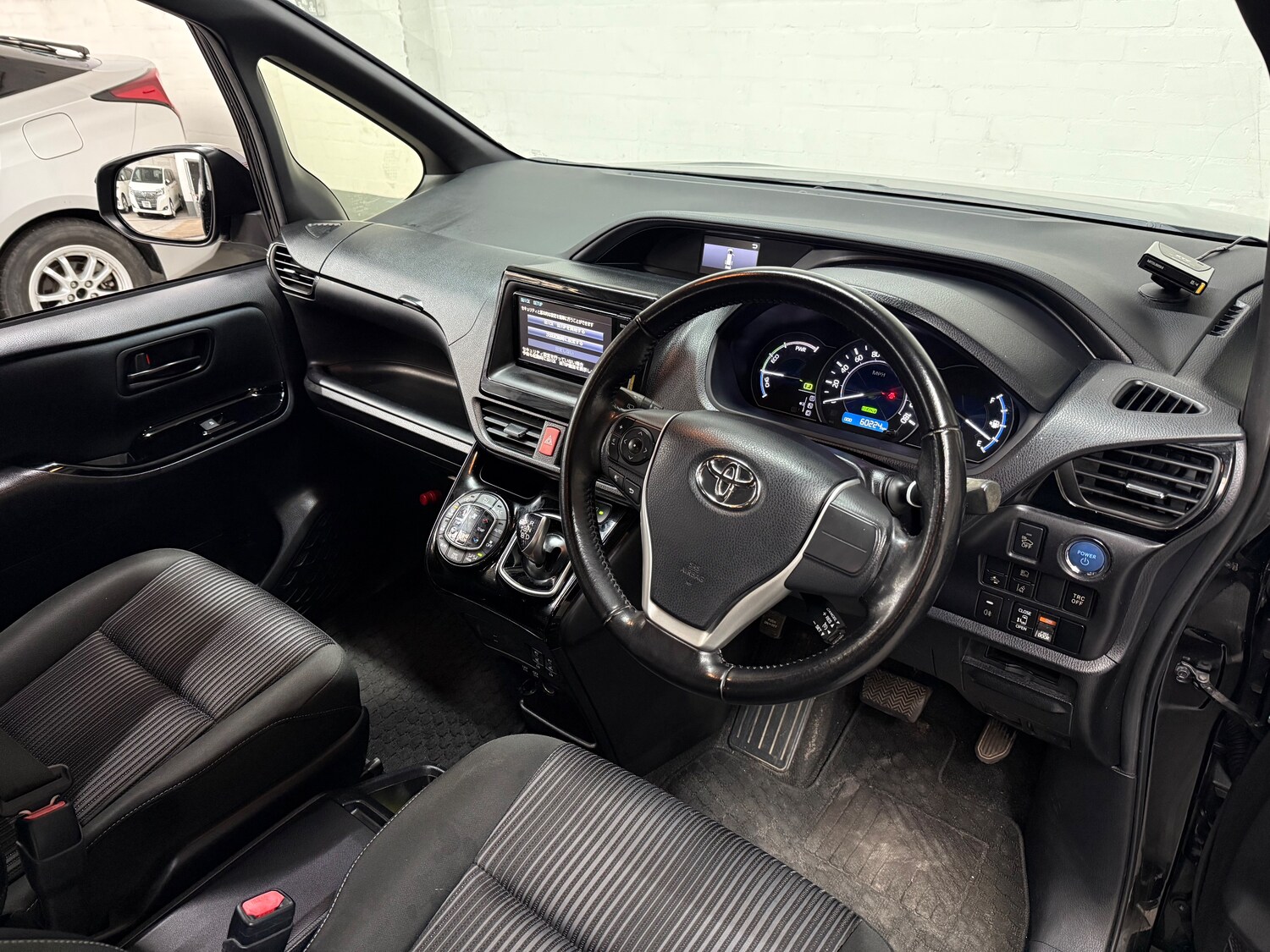 Used Toyota Noah 2026 for sale - 77966433: Photo 17