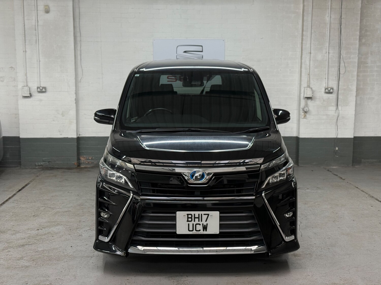 Used Toyota Noah 2026 for sale - 77966433: Photo 2