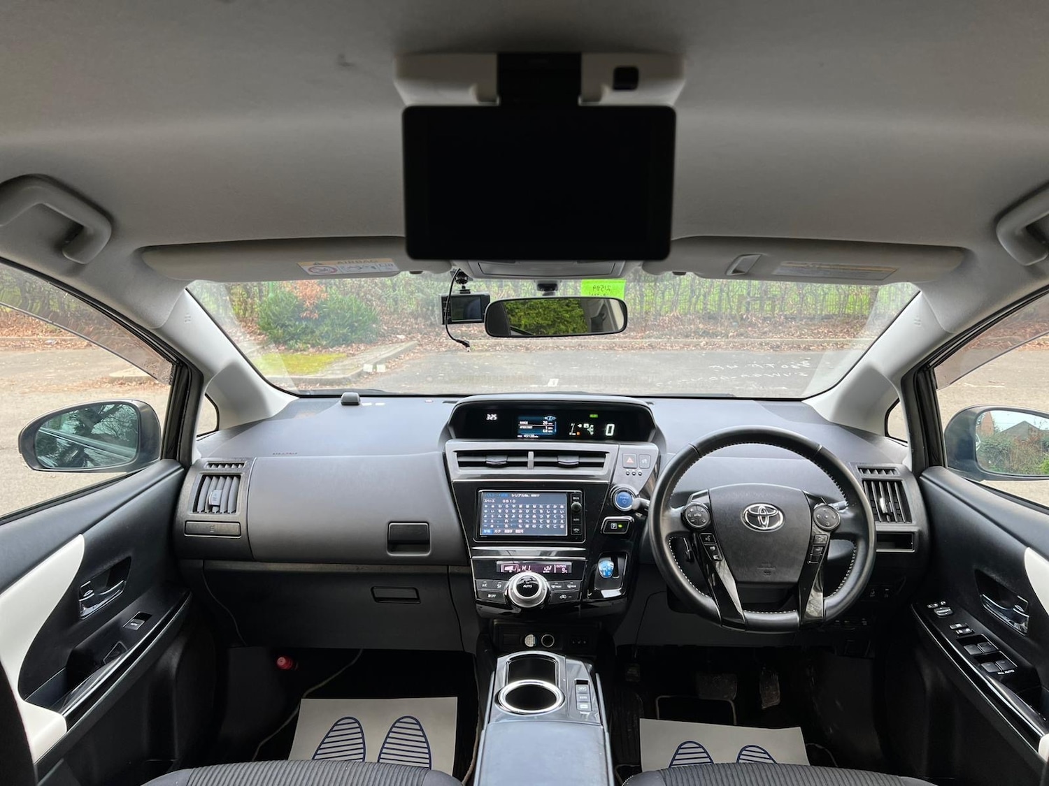 Used Toyota Prius+ 2016 for sale - 77966432: Photo 9