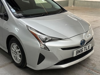Used Toyota Prius 2016 for sale - 79047321: Photo