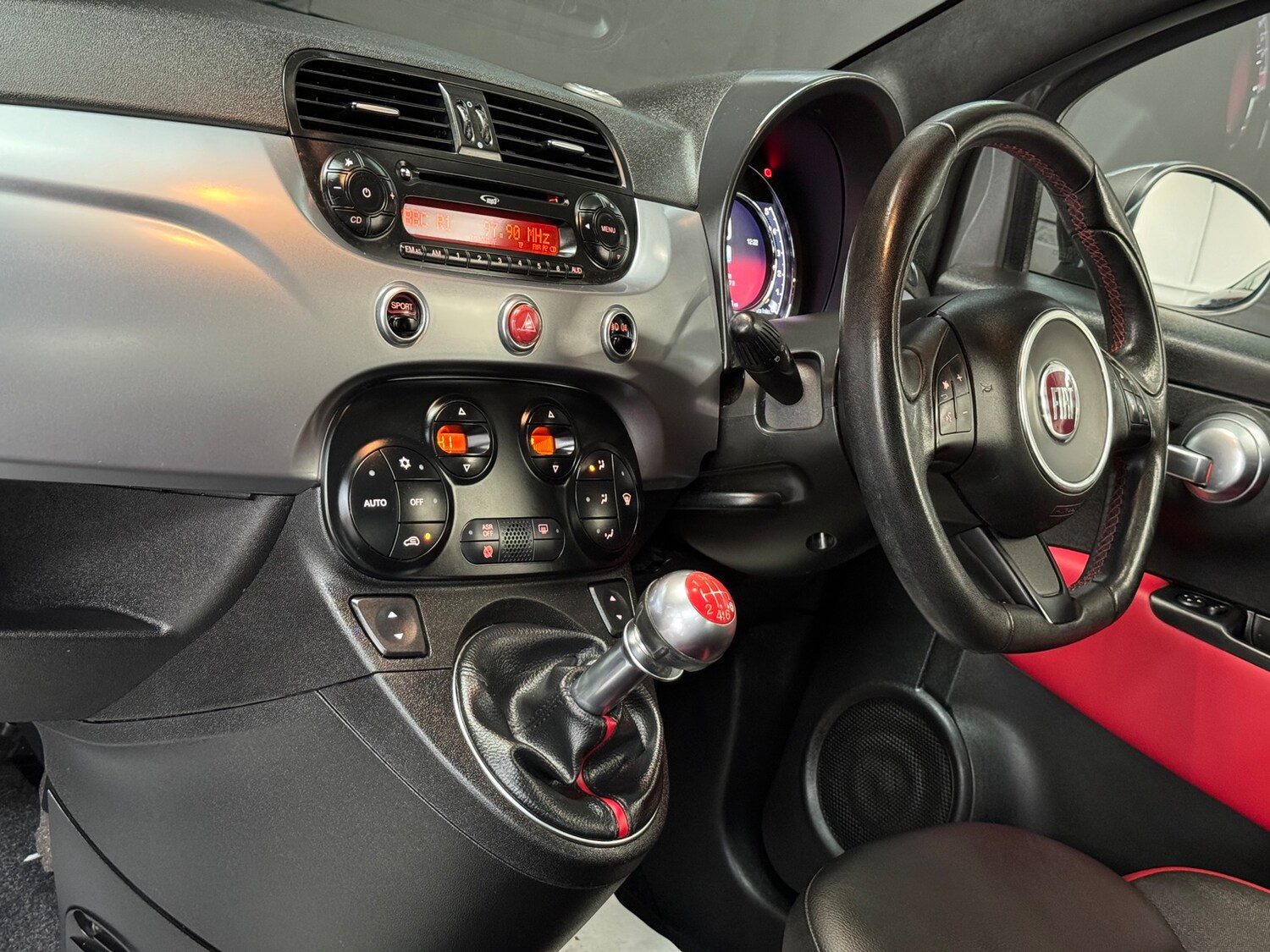 Used Fiat 500 2014 for sale - 77762574: Photo 4