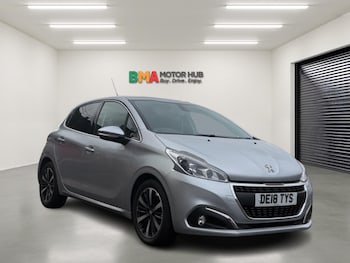Used Peugeot 208 2018 for sale - 78902543: Photo