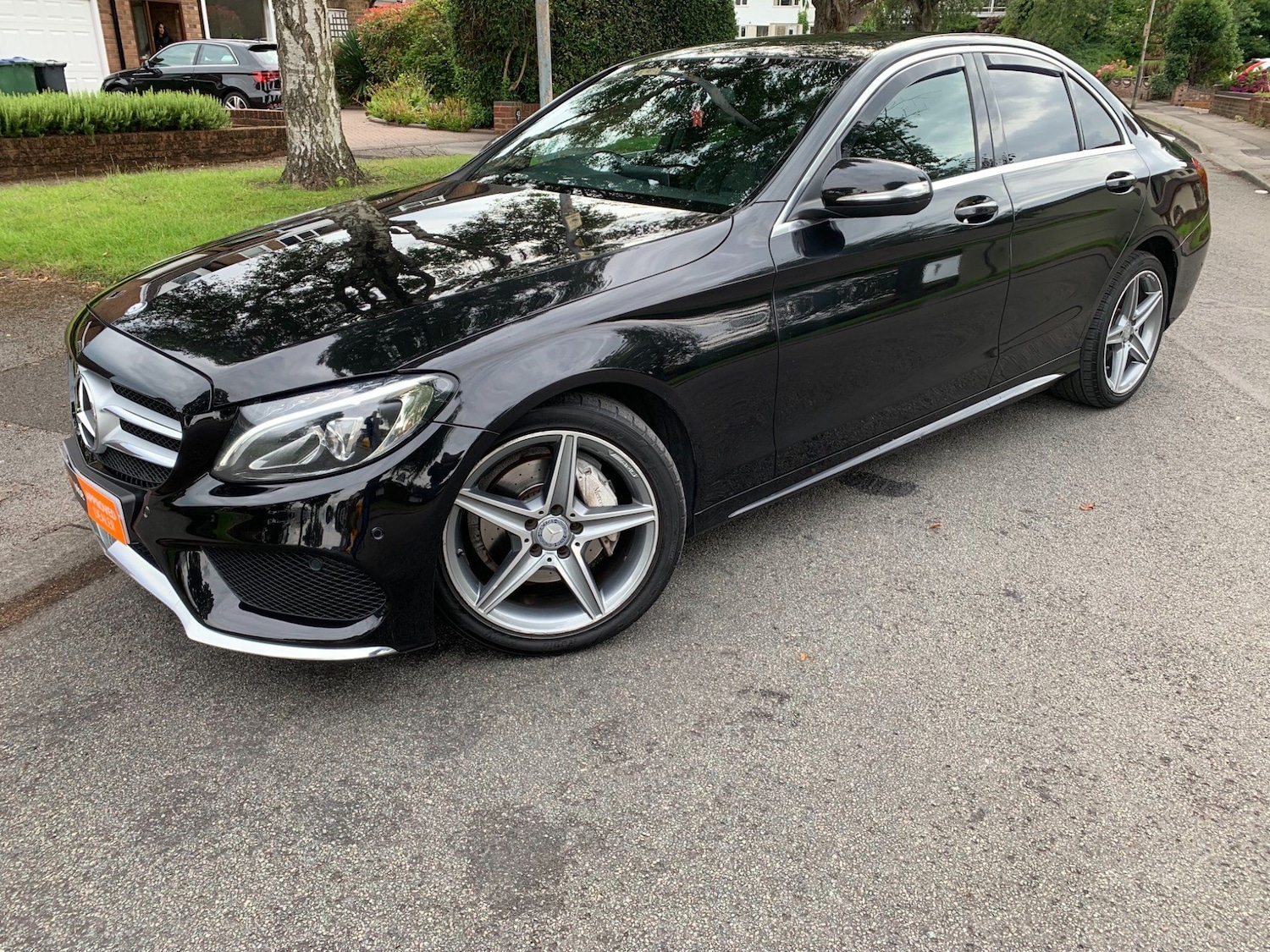 Used Mercedes-Benz C Class 2015 for sale - 77927878: Photo 2