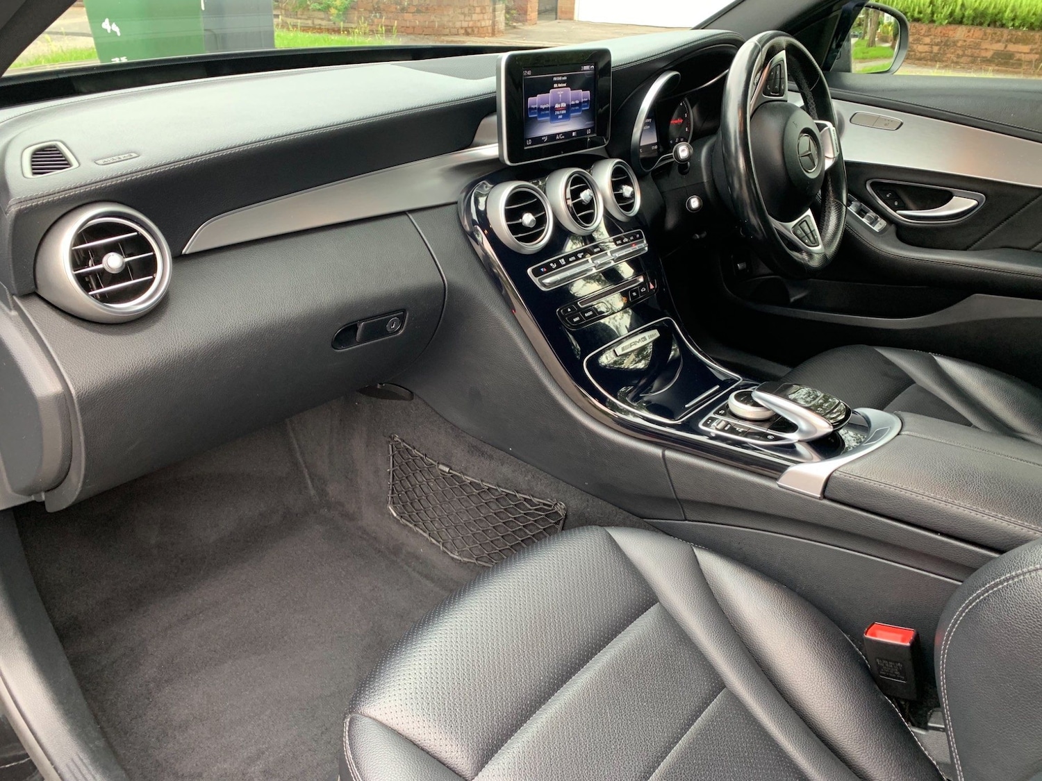 Used Mercedes-Benz C Class 2015 for sale - 77927878: Photo 25