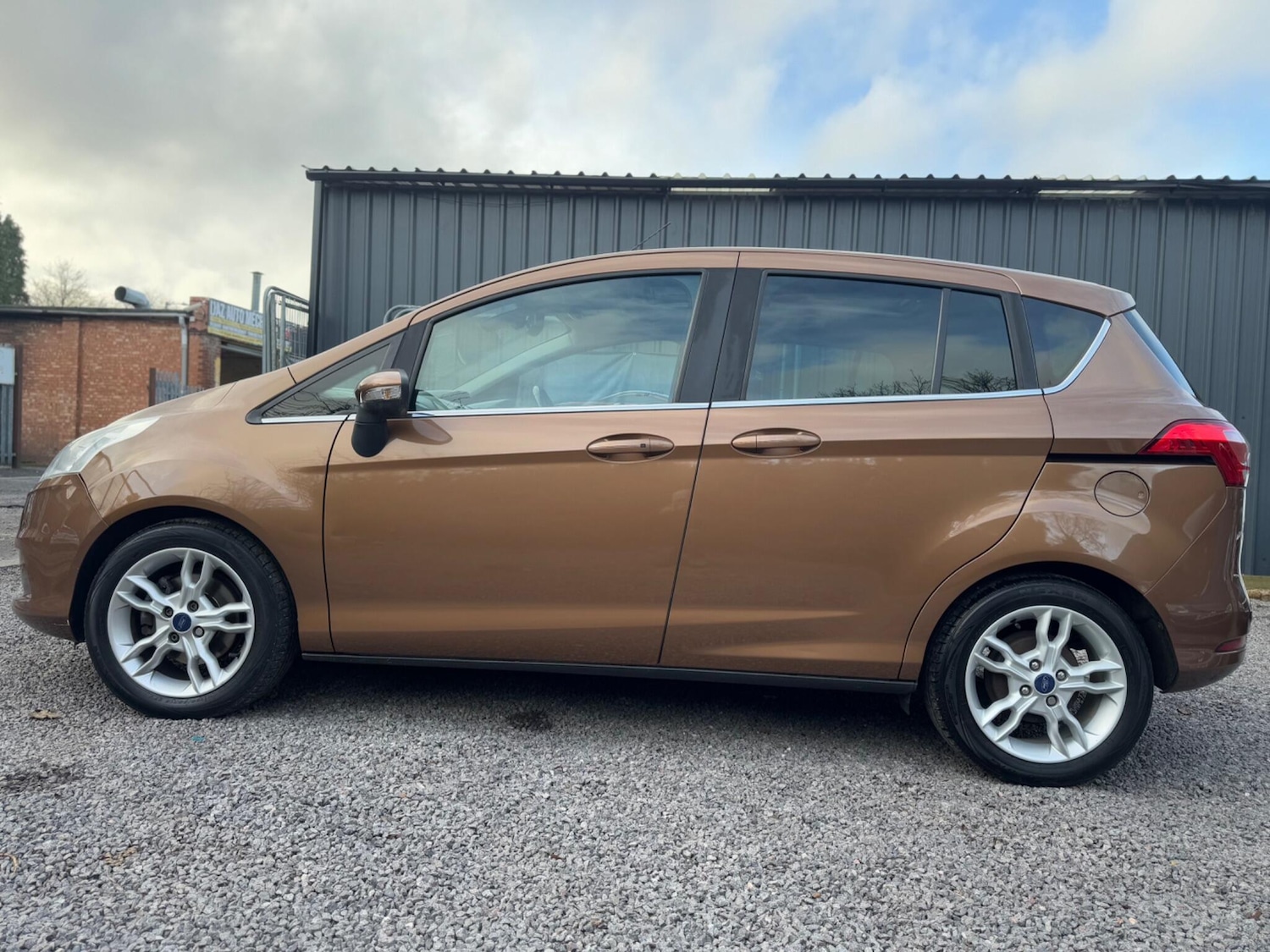 Used Ford B-MAX 2015 for sale - 78002057: Photo 9