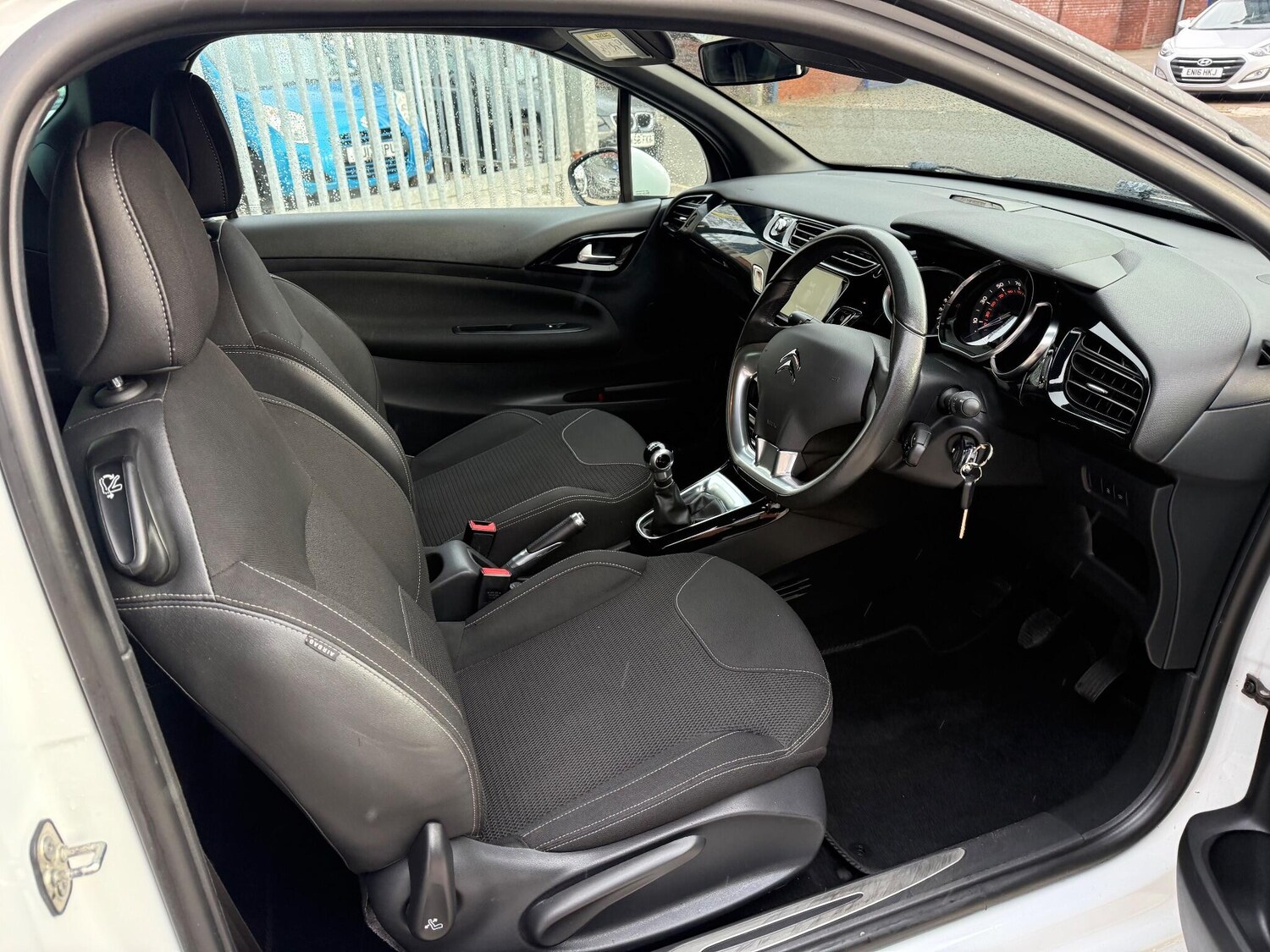 Used DS Automobiles DS 3 2015 for sale - 77762500: Photo 17