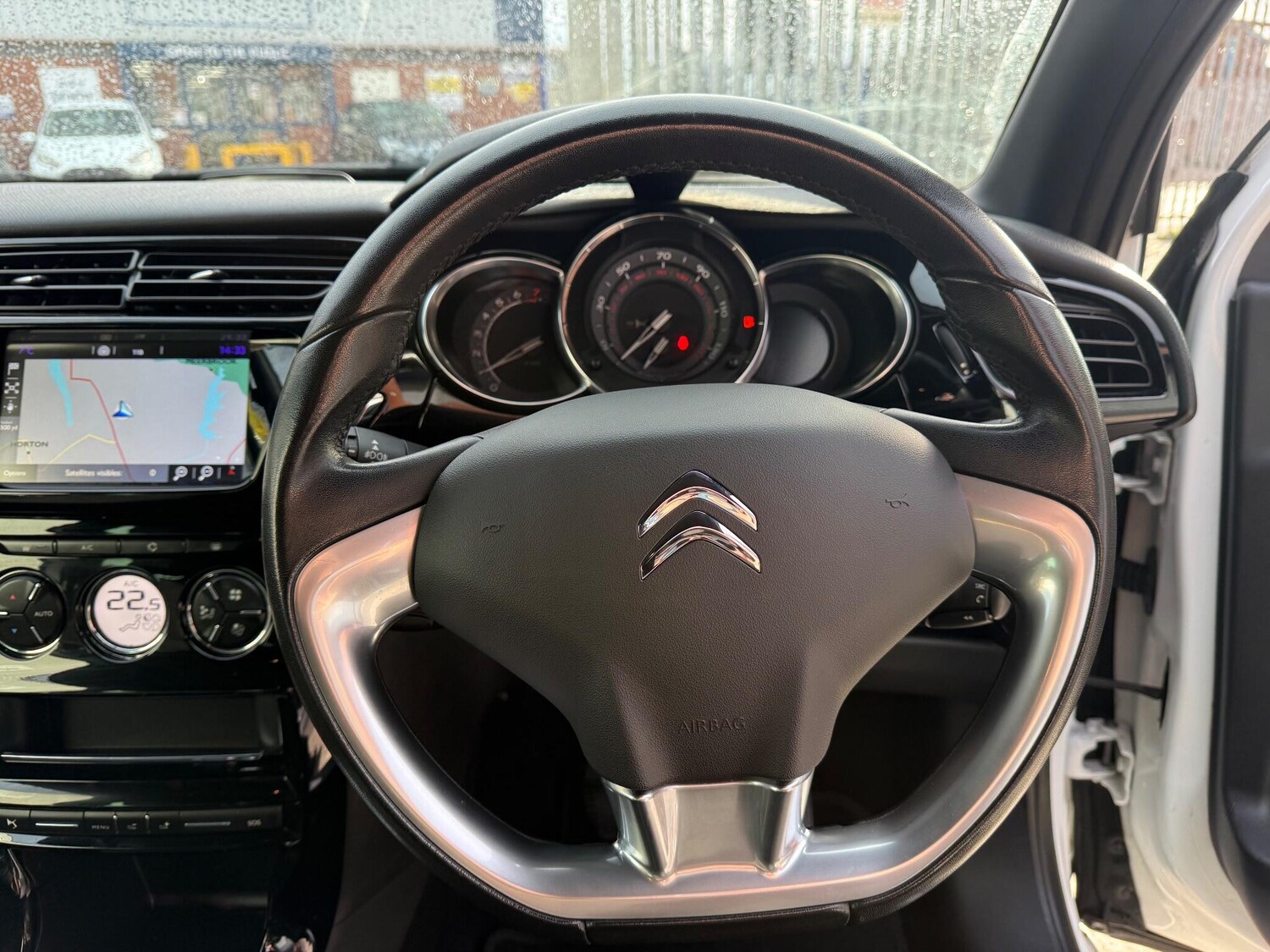 Used DS Automobiles DS 3 2015 for sale - 77762500: Photo 25