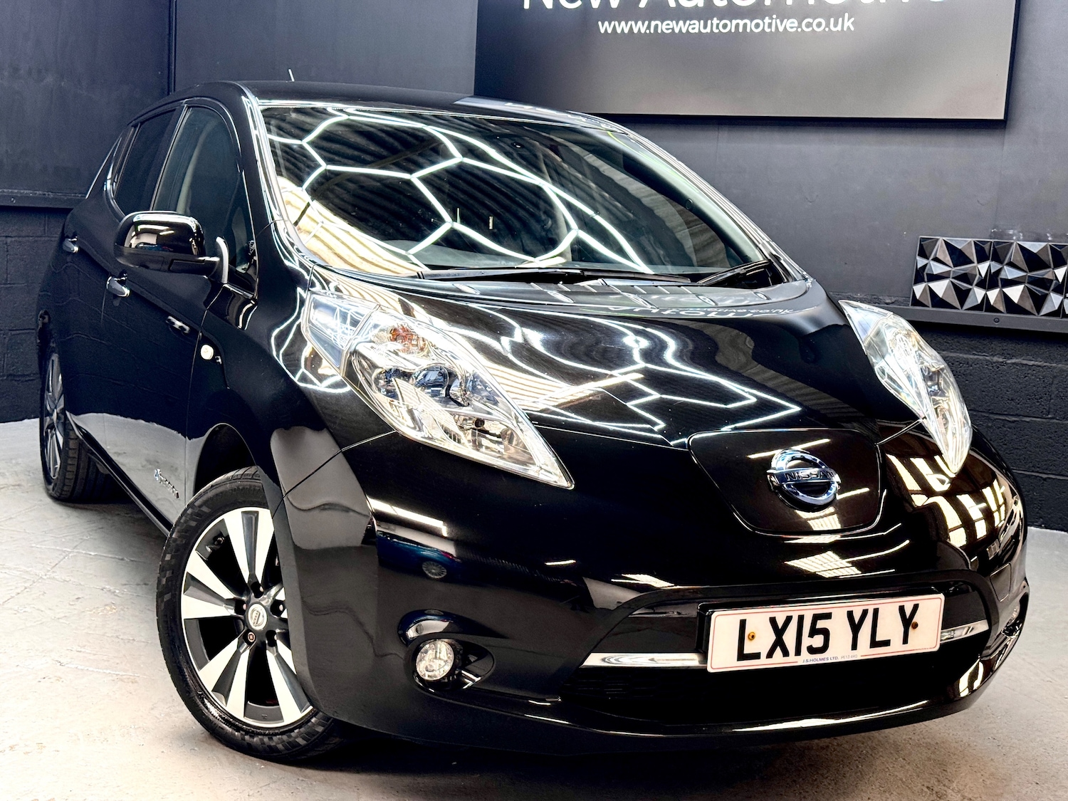 Used Nissan Leaf 2015 for sale - 77762475: Photo 15