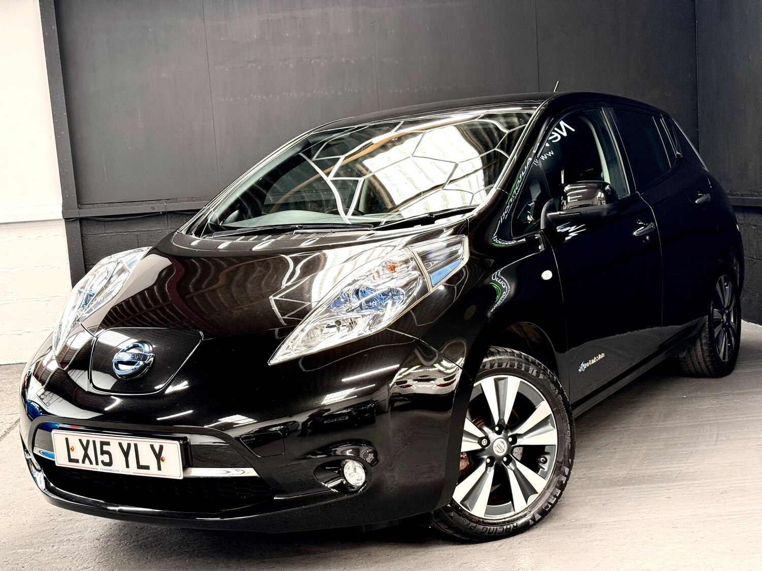 Used Nissan Leaf 2015 for sale - 77762475: Photo 24