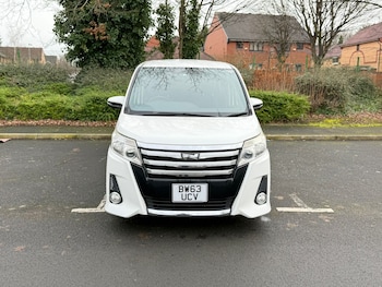 Used Toyota Noah 2014 for sale - 78305125: Photo