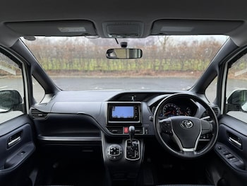 Used Toyota Noah 2014 for sale - 78305125: Photo