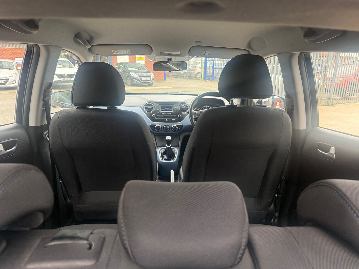 Used Hyundai i10 2016 for sale - 77762495: Photo 21