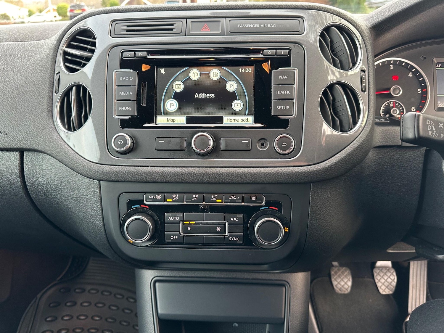 Used Volkswagen Tiguan 2013 for sale - 77927978: Photo 21