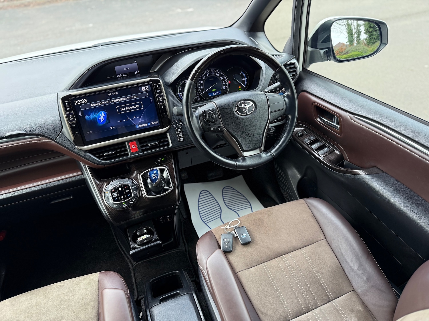 Used Toyota Noah 2025 for sale - 78029223: Photo 11