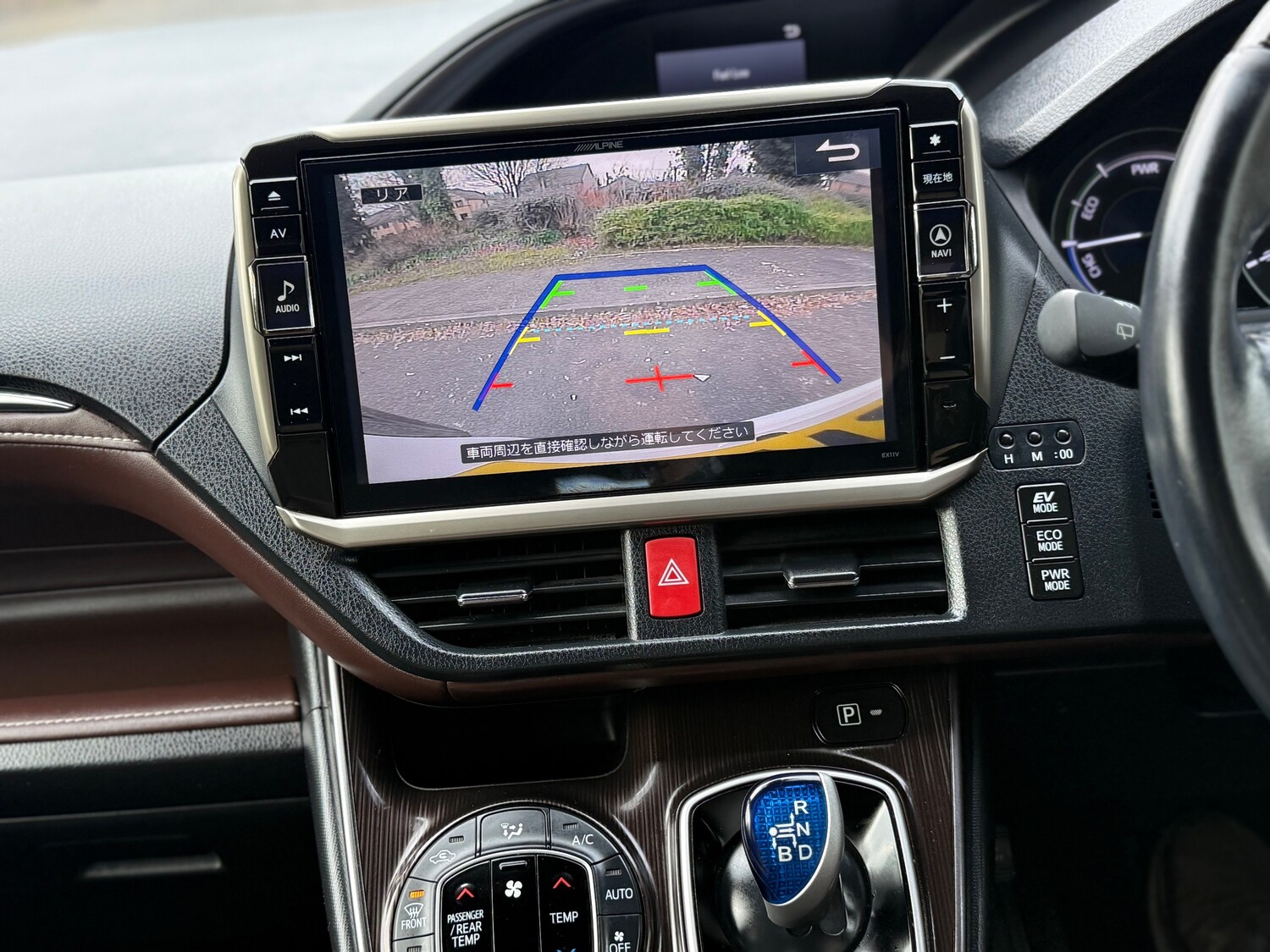 Used Toyota Noah 2025 for sale - 78029223: Photo 18