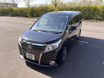 Used Toyota Noah 2015 for sale - 78289135: Photo