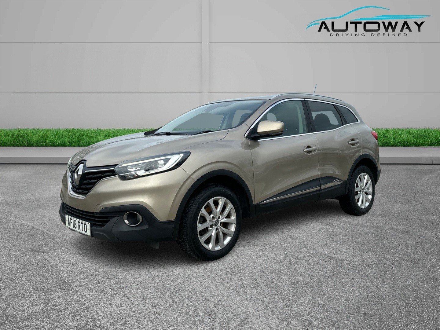 Used Renault Kadjar 2018 for sale - 78036907: Photo 2