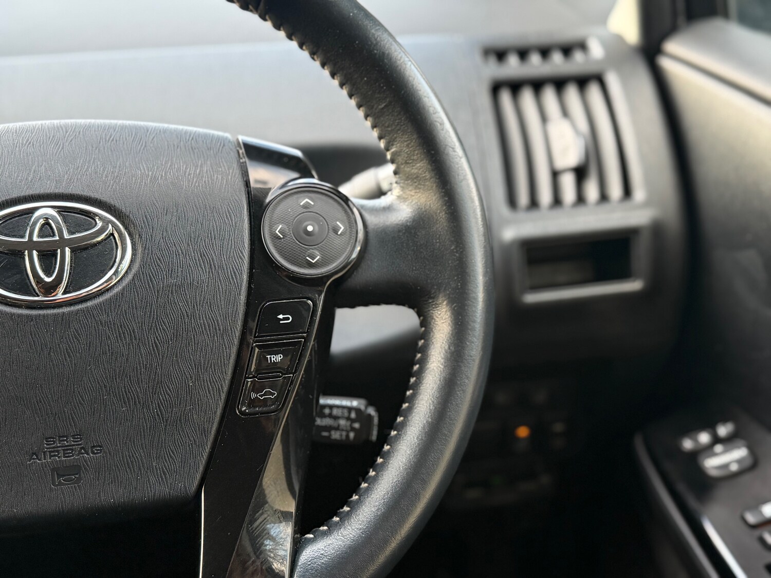 Used Toyota Prius+ 2026 for sale - 77966419: Photo 24