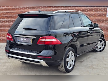 Used Mercedes-Benz M Class 2012 for sale - 78664303: Photo
