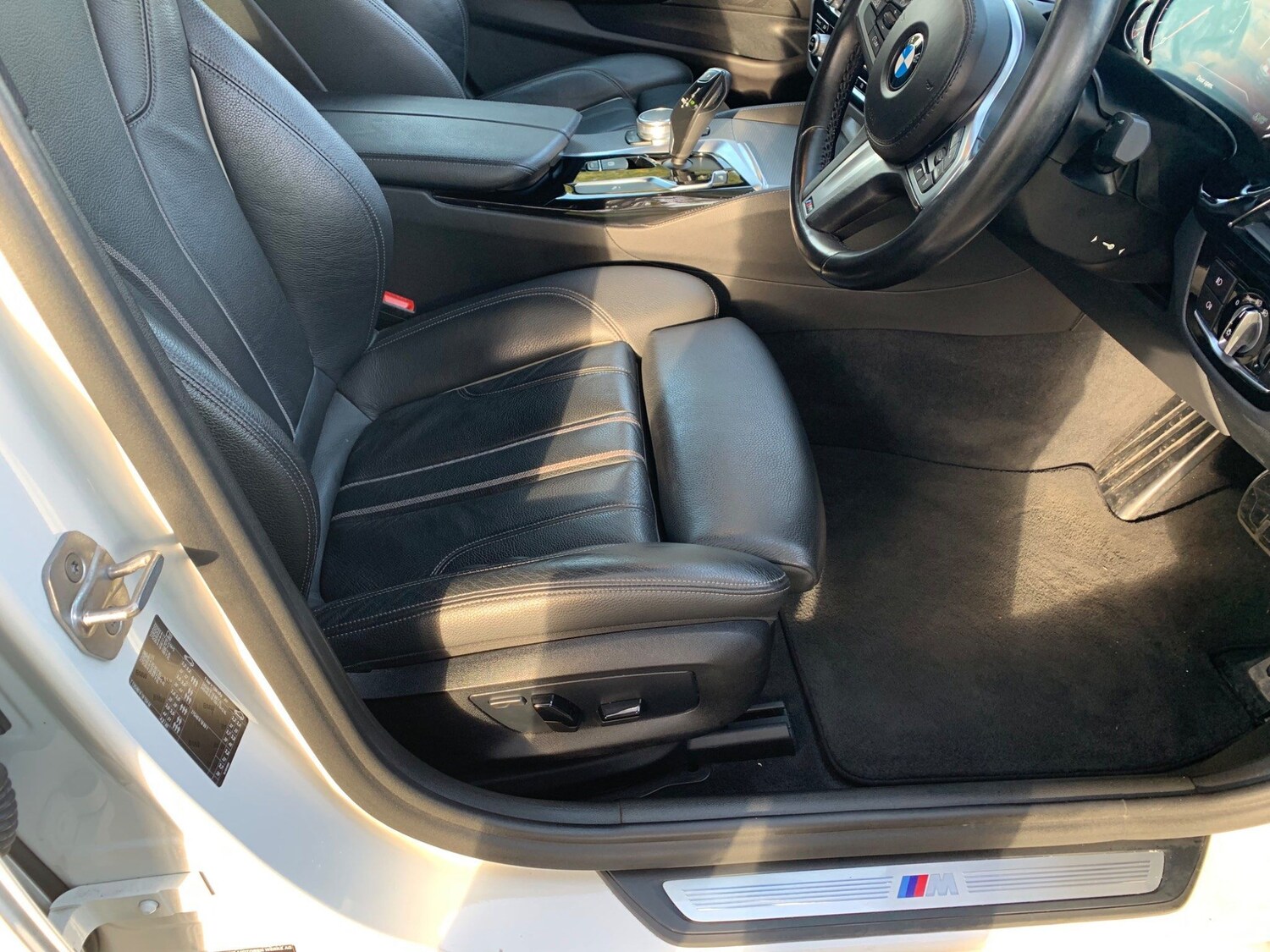 Used BMW 5 Series 2018 for sale - 77927950: Photo 22