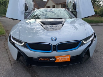 Used BMW i8 2014 for sale - 77927965: Photo