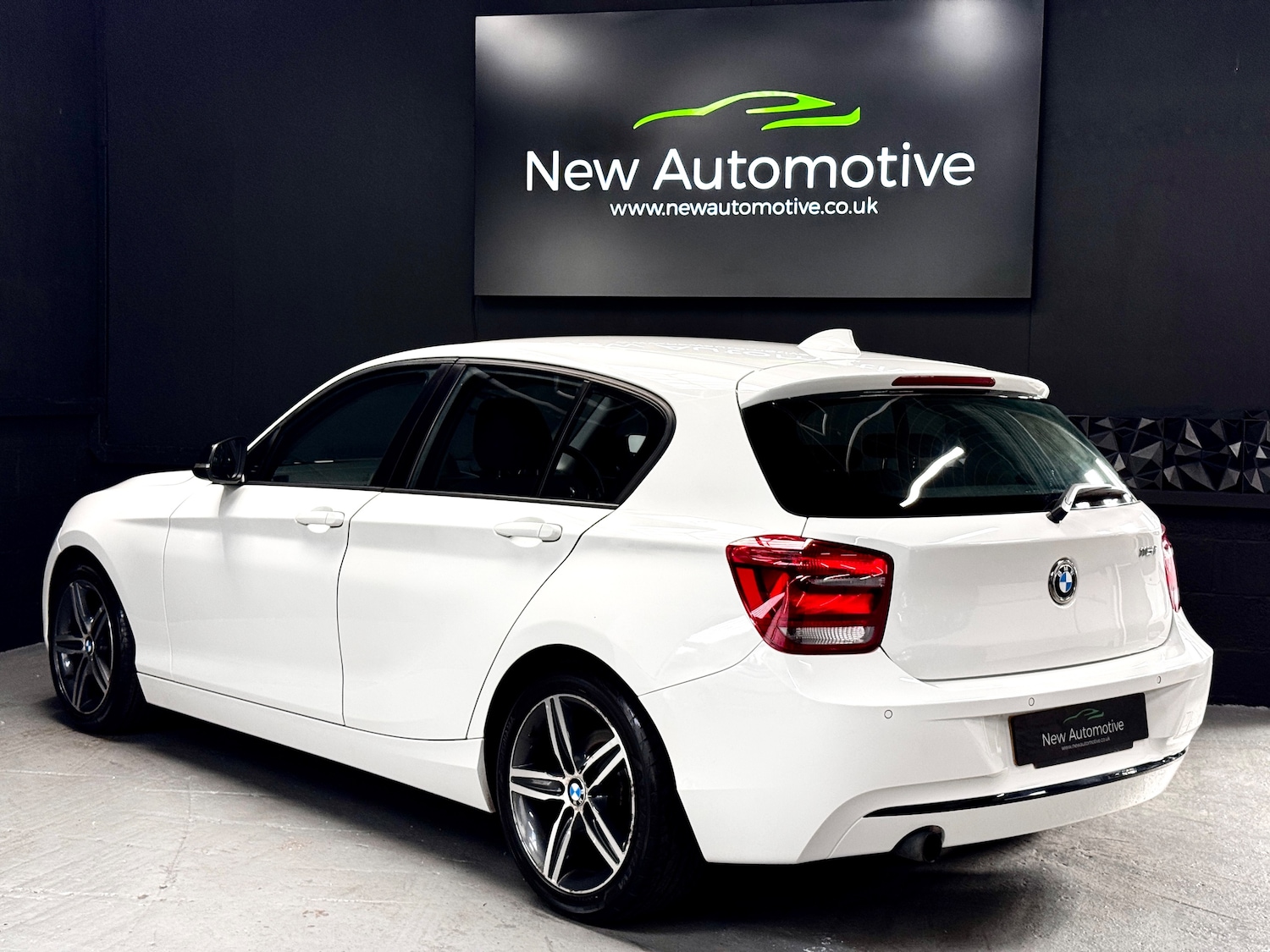 Used BMW 1 Series 2012 for sale - 77762572: Photo 2