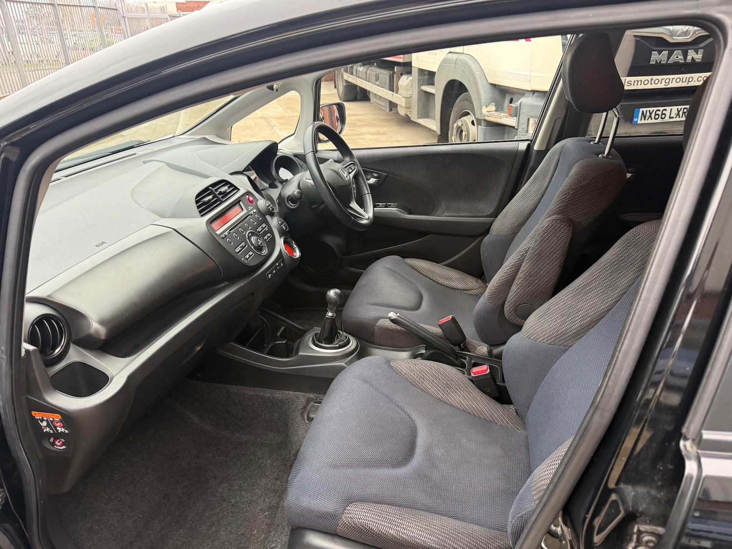 Used Honda Jazz 2014 for sale - 77762438: Photo 10