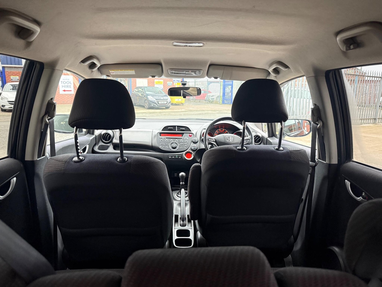 Used Honda Jazz 2014 for sale - 77762438: Photo 21