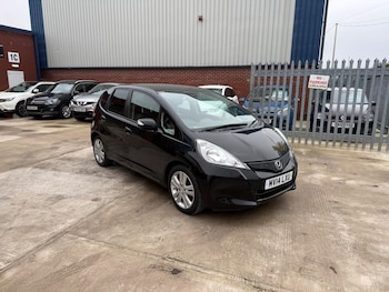 Used Honda Jazz 2014 for sale - 77762438: Photo