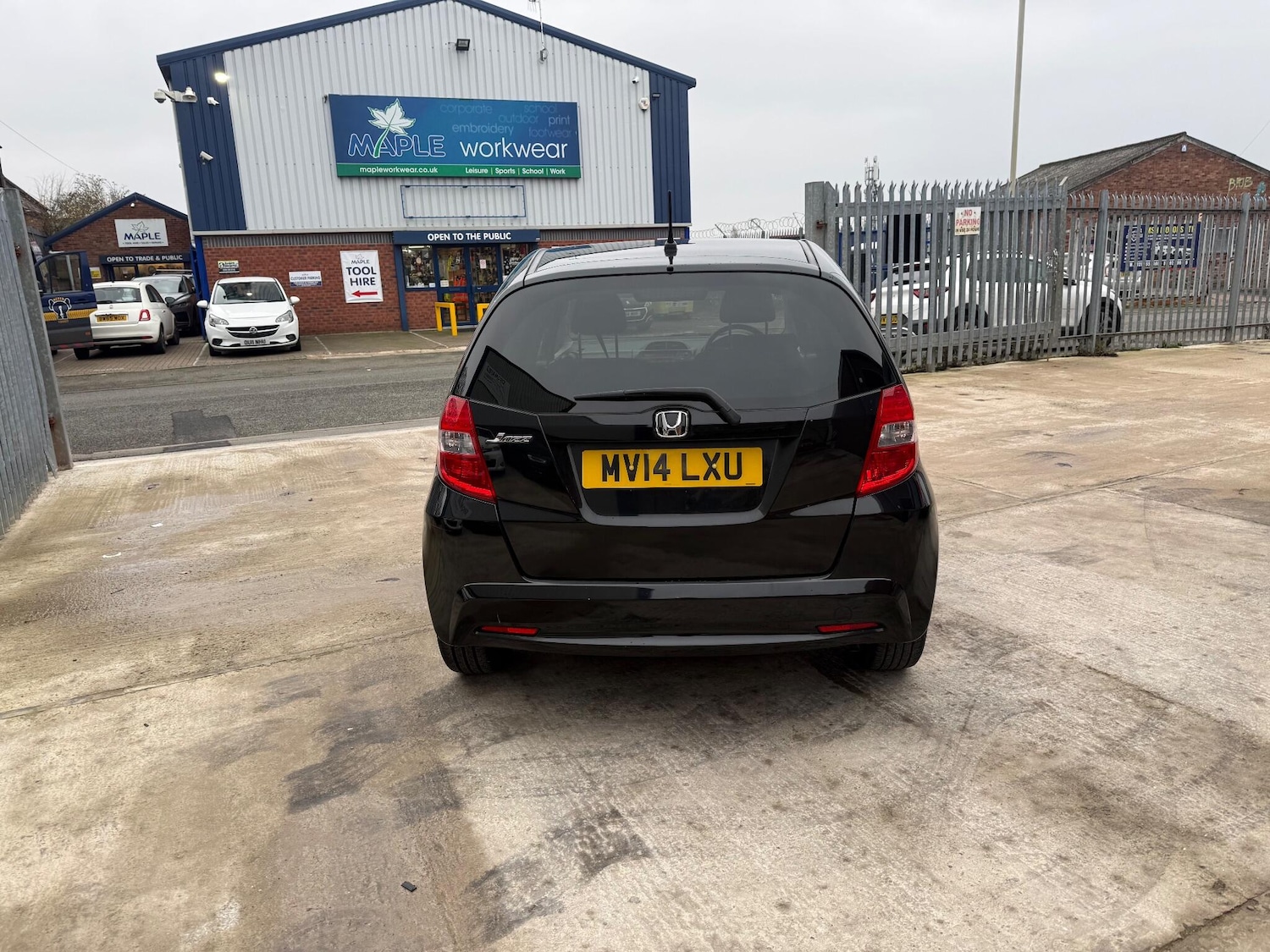 Used Honda Jazz 2014 for sale - 77762438: Photo 6