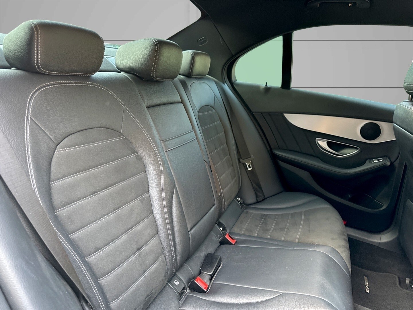 Used Mercedes-Benz C Class 2018 for sale - 78036901: Photo 10