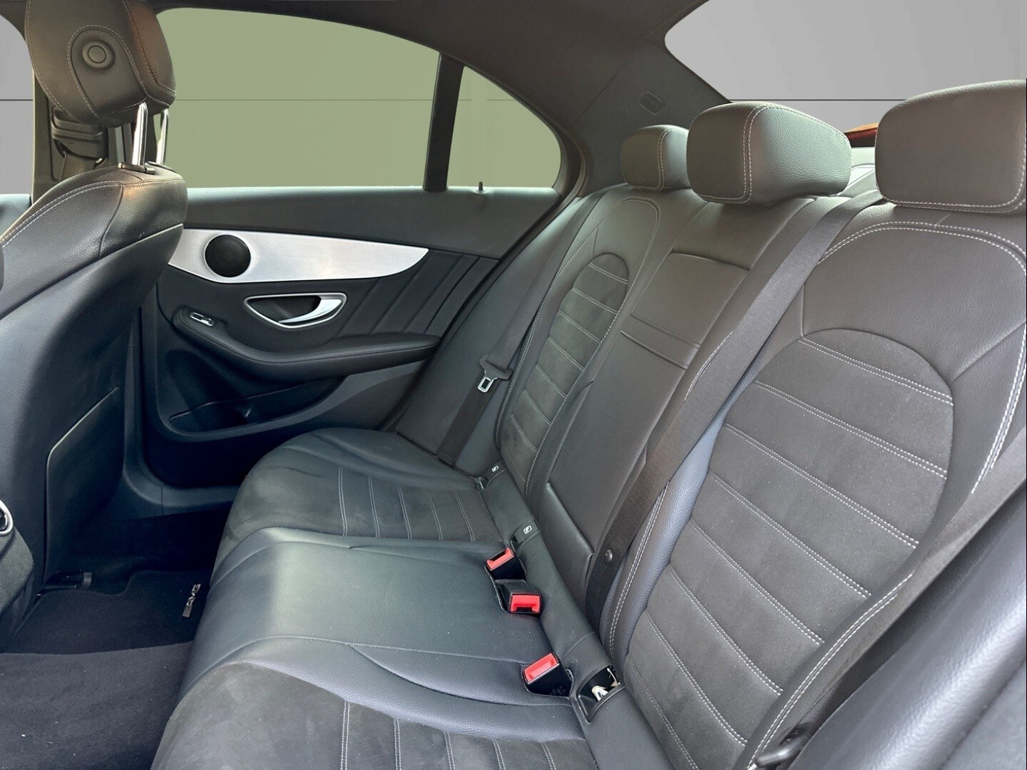 Used Mercedes-Benz C Class 2018 for sale - 78036901: Photo 11