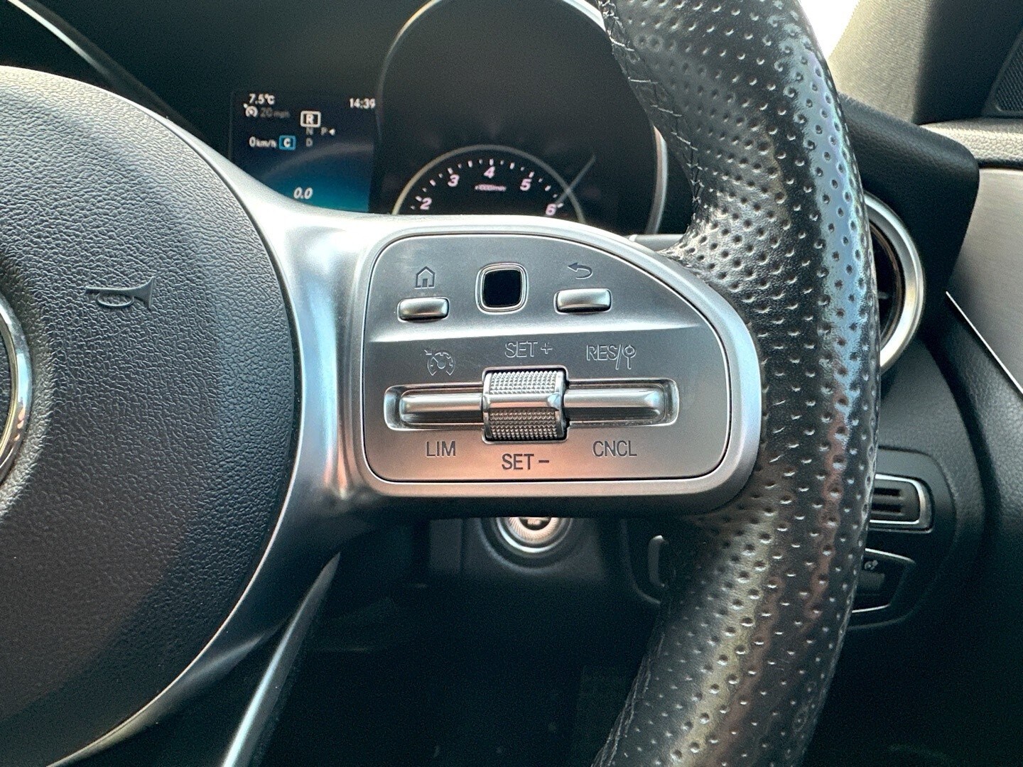 Used Mercedes-Benz C Class 2018 for sale - 78036901: Photo 18