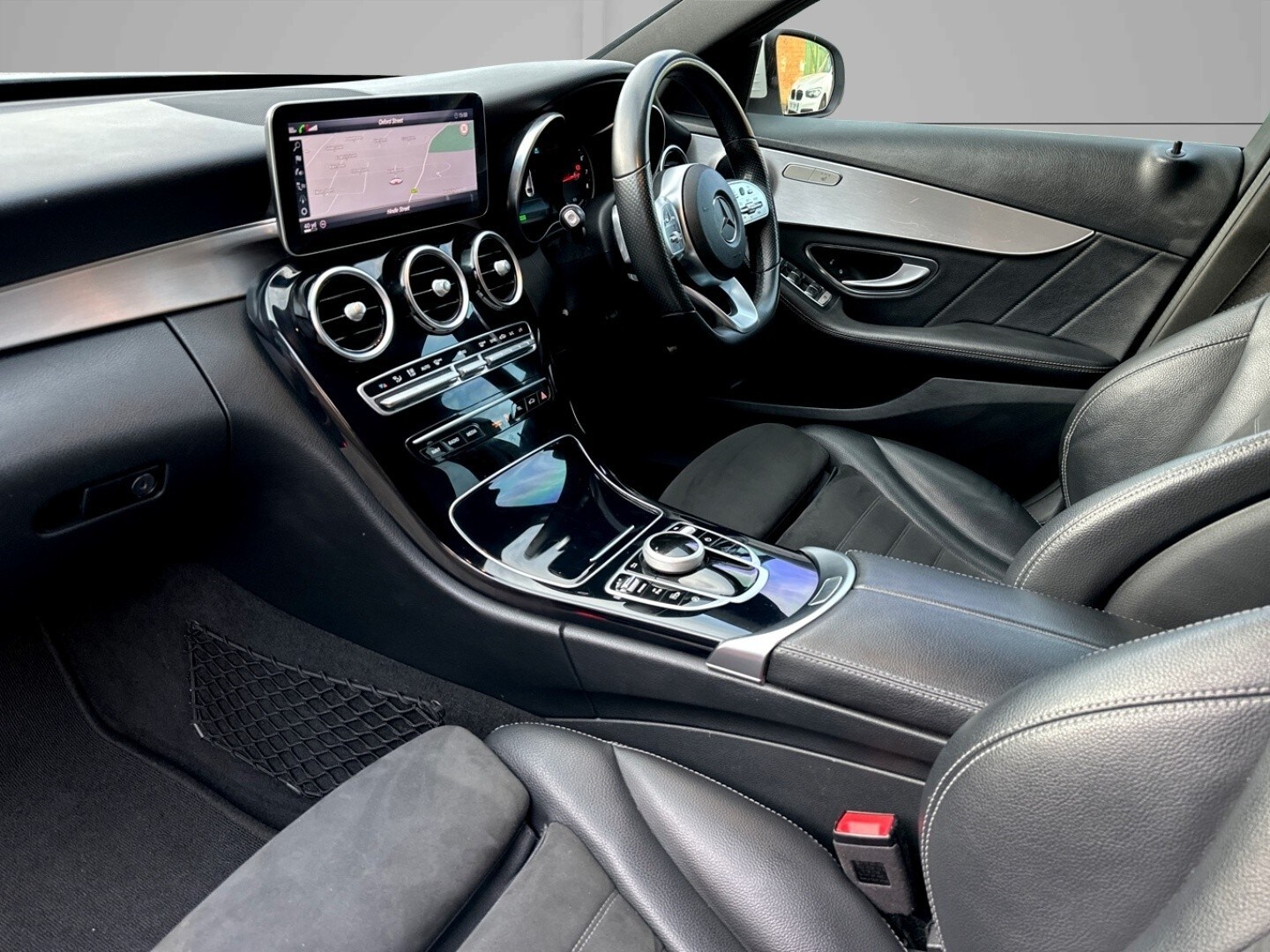 Used Mercedes-Benz C Class 2018 for sale - 78036901: Photo 19