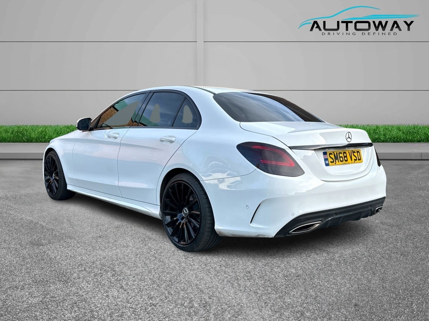 Used Mercedes-Benz C Class 2018 for sale - 78036901: Photo 5