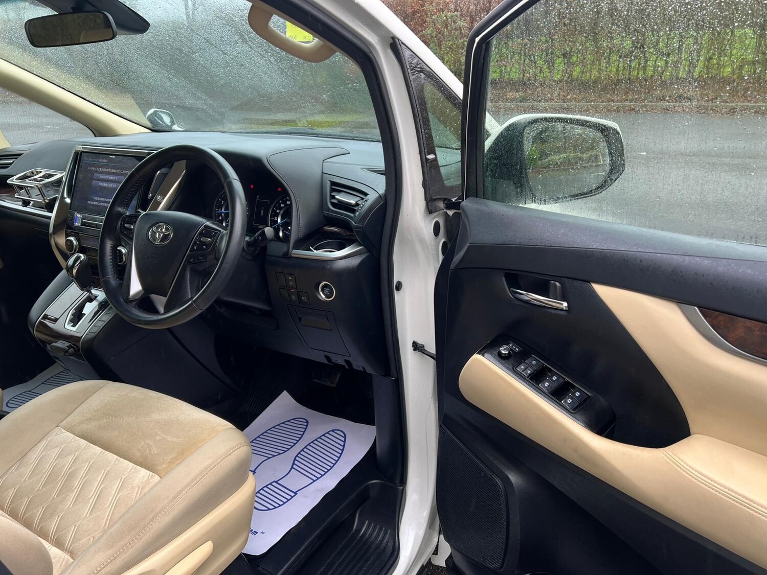 Used Toyota Vellfire 2026 for sale - 77966435: Photo 17